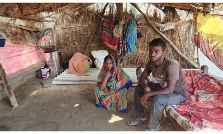 Ruby of Gosaiganj, the first beneficiary of Yogi government's Zero Poverty Campaign, is getting her dream home built. She will shift from a hut to a concrete house in the next few months.